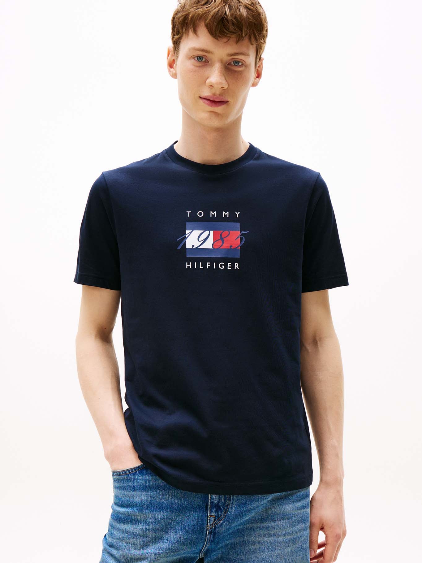 POLERA CON LOGO FLAG REGULAR FIT - 1