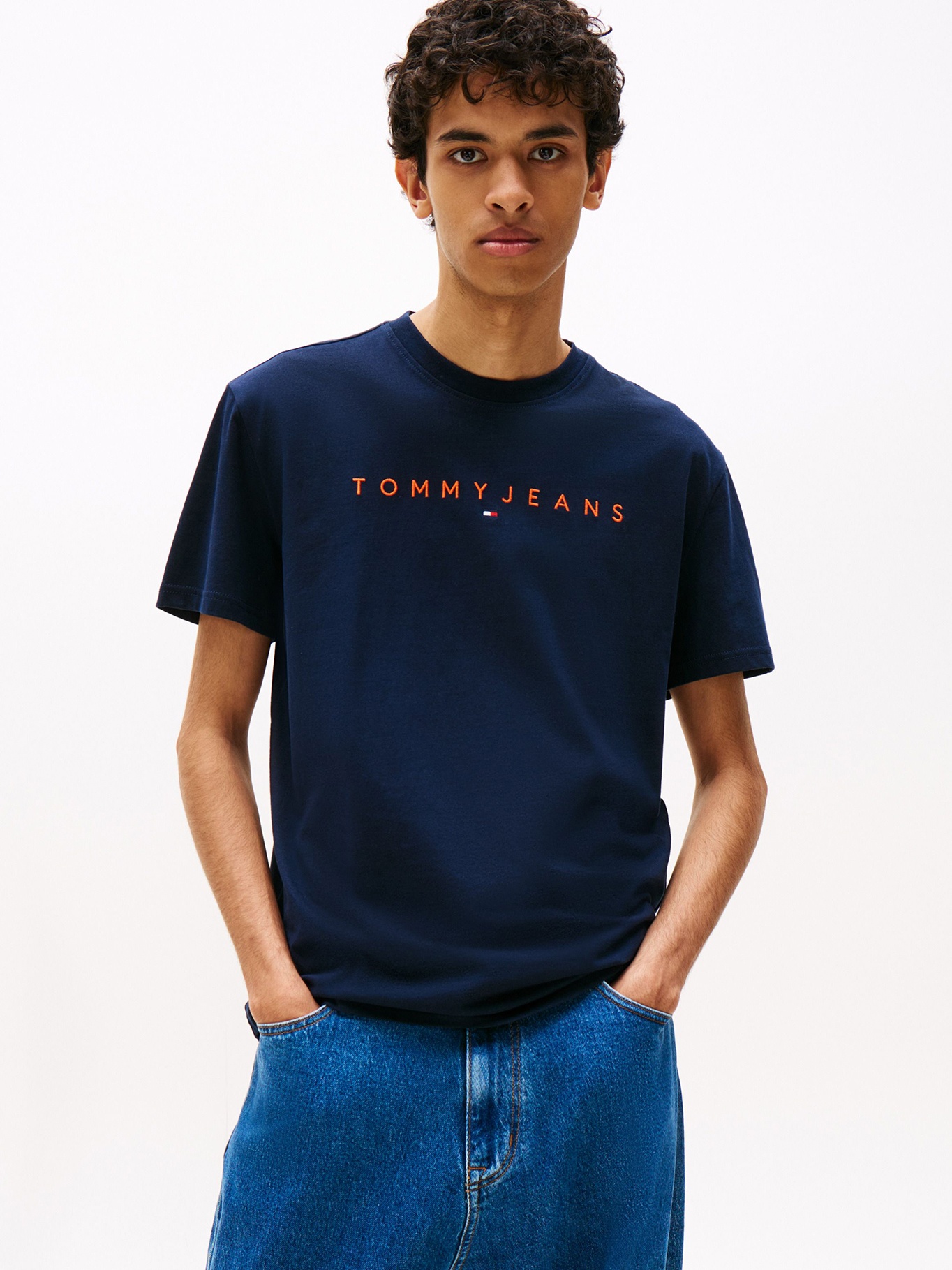 POLERA CON LOGO LINEAL REGULAR FIT - 1