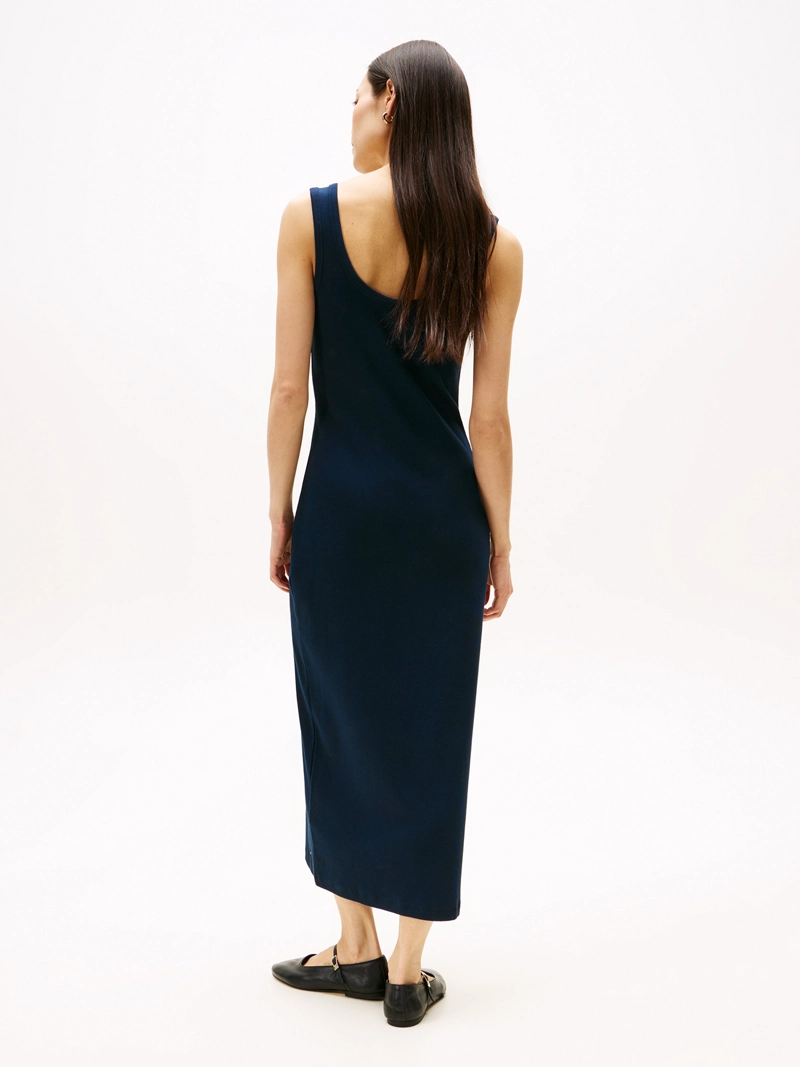 VESTIDO SLIM FIT CON DISEÑO A RAYAS - 2