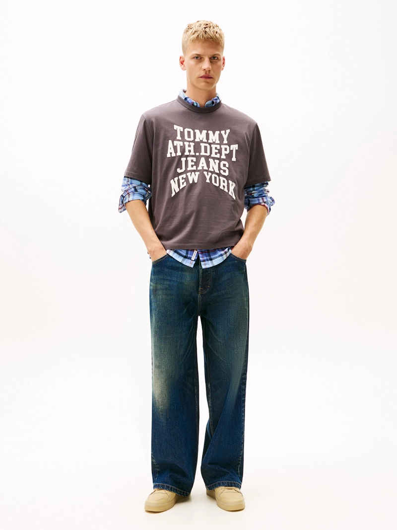 POLERA 90S VARSITY LOGO REGULAR FIT - 2