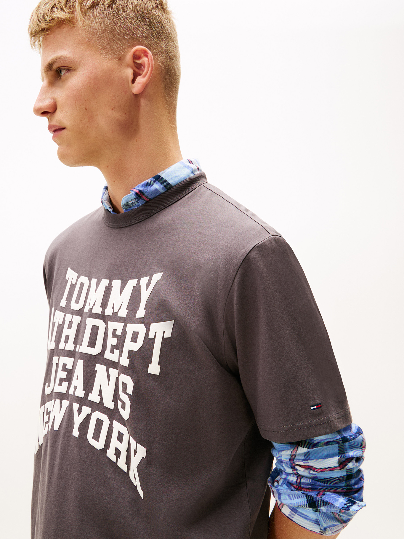 POLERA 90S VARSITY LOGO REGULAR FIT - 4