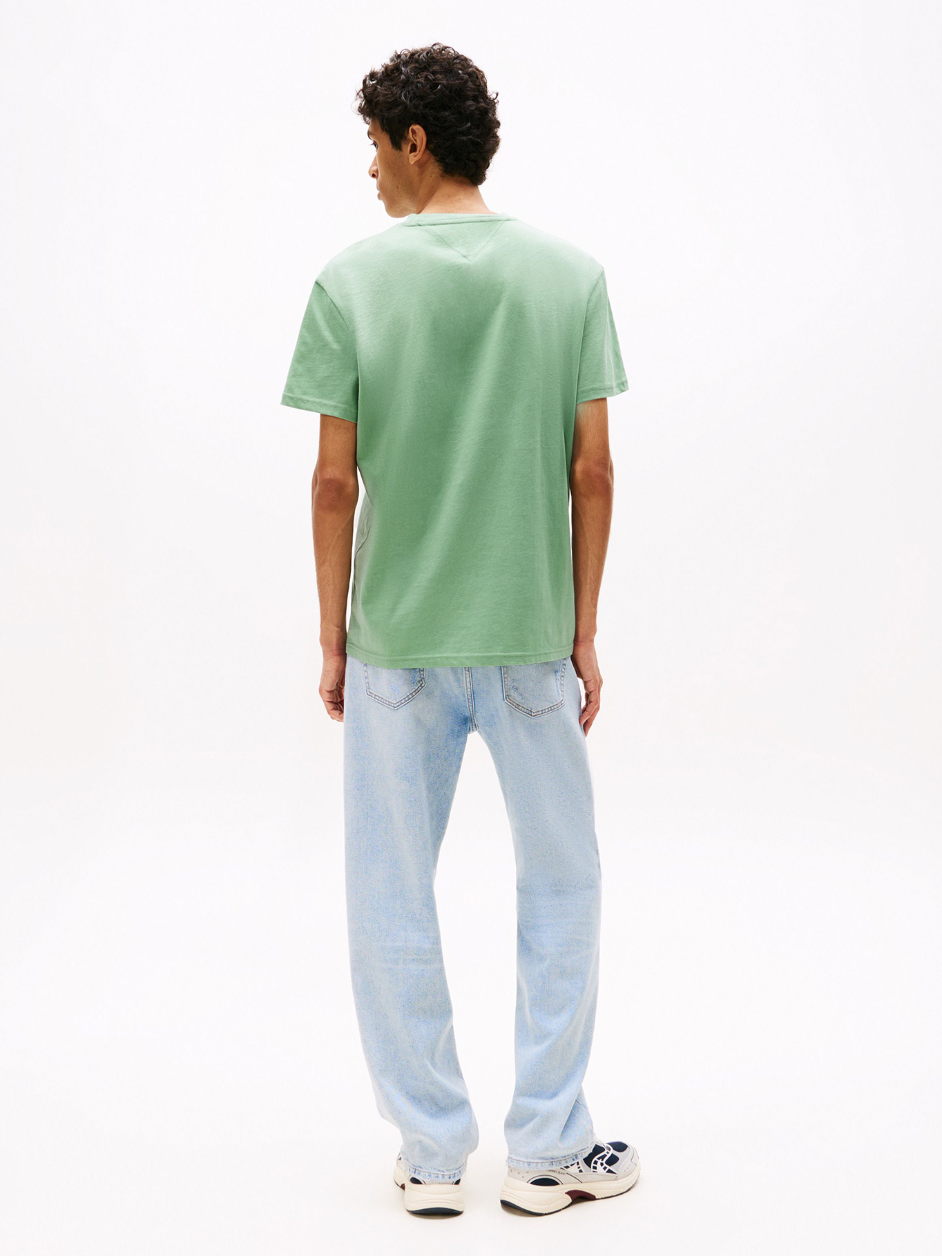 POLERA CON LOGO LINEAL REGULAR FIT - 3