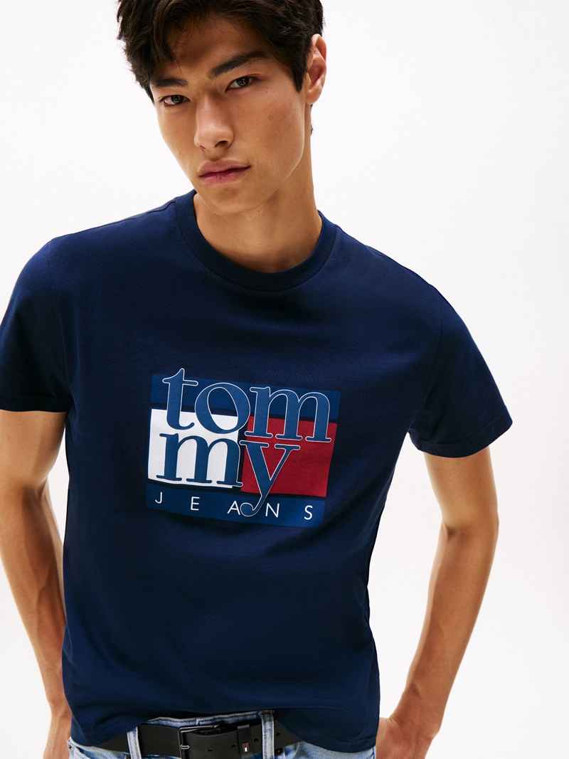 POLERA CON LOGO GRAFICO SLIM FIT - 4