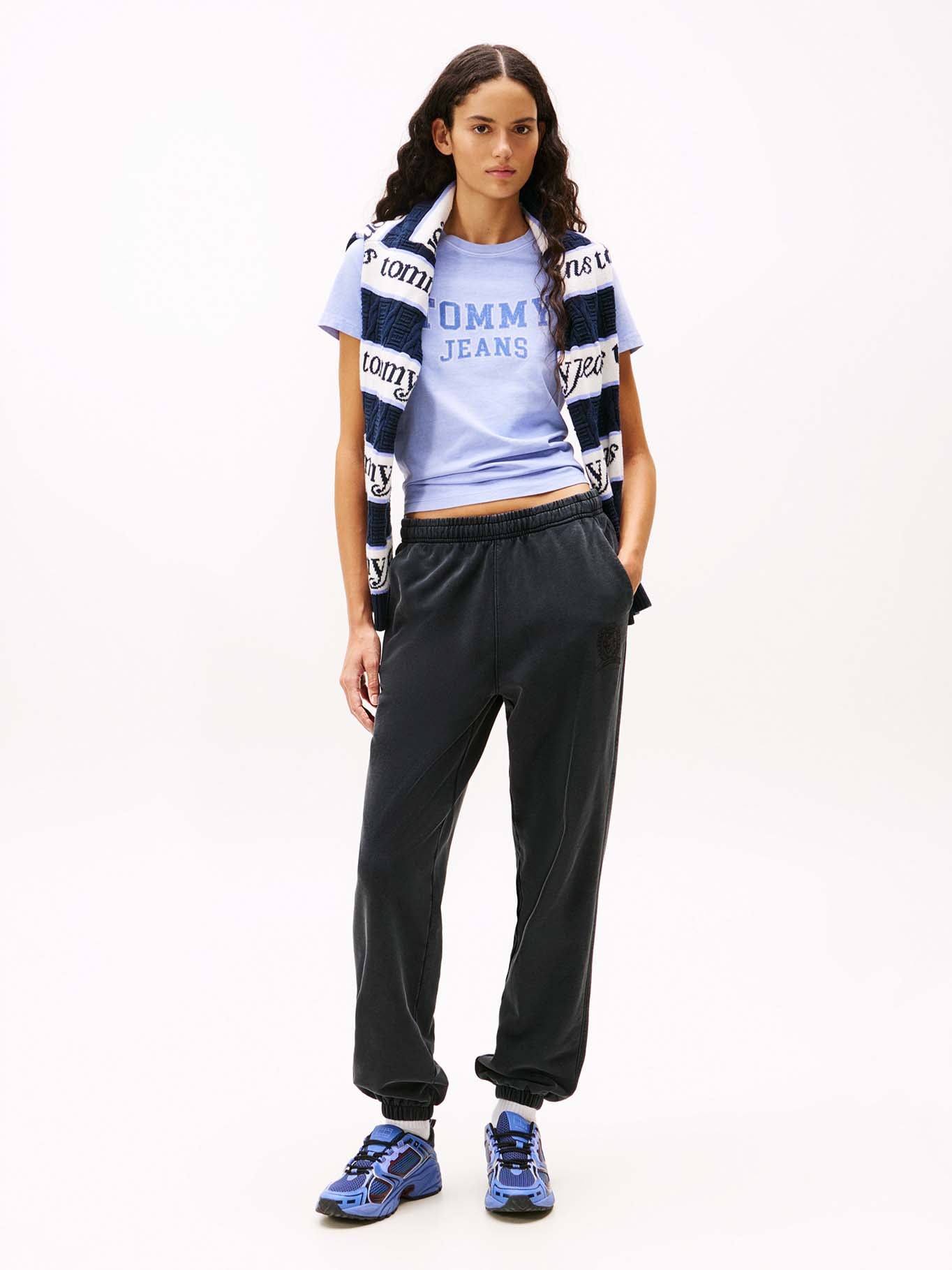 POLERA LOGO VARSITY REGULAR FIT - 2