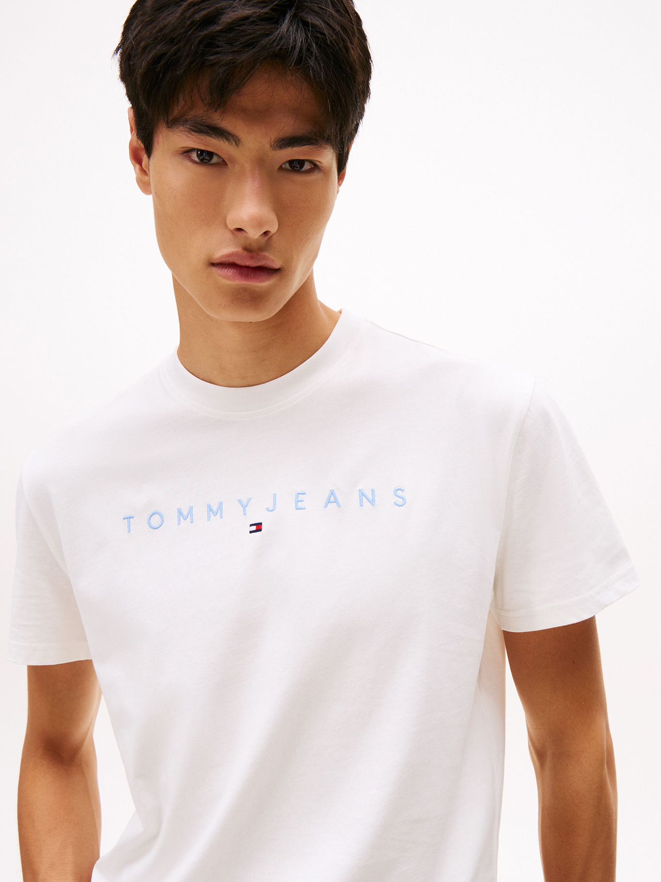 POLERA CON LOGO LINEAL REGULAR FIT - 4