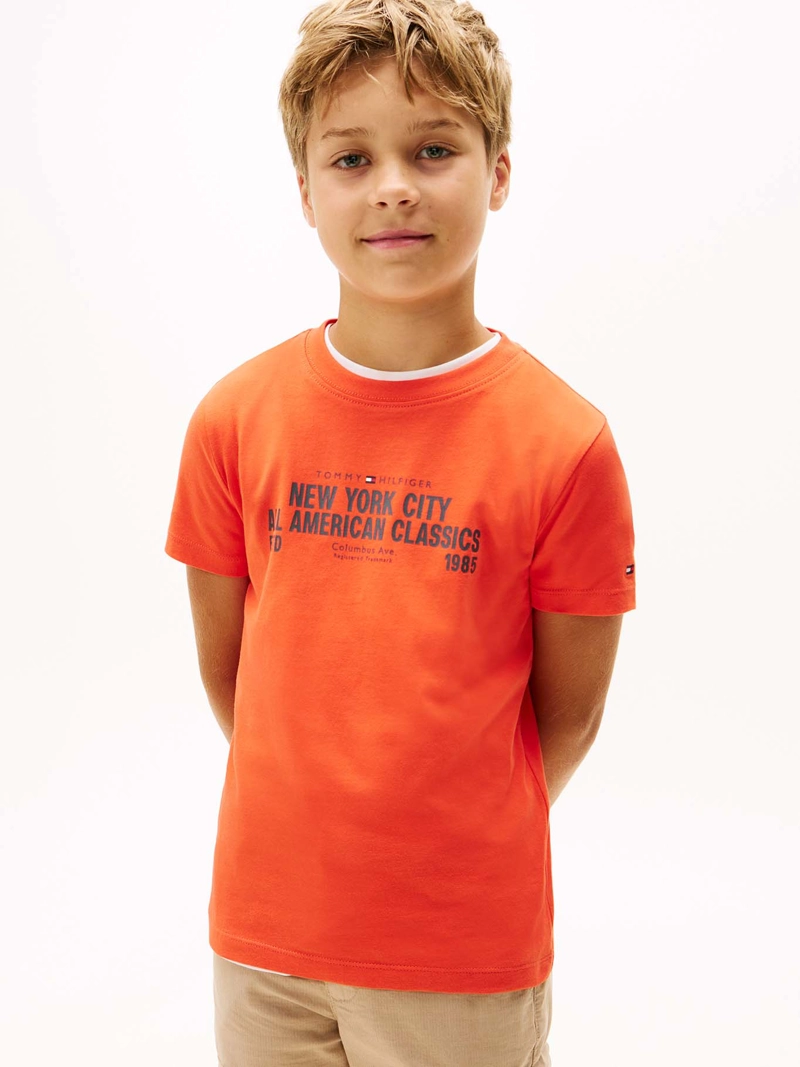 POLERA CON LOGO GRAFICO NYC - 1