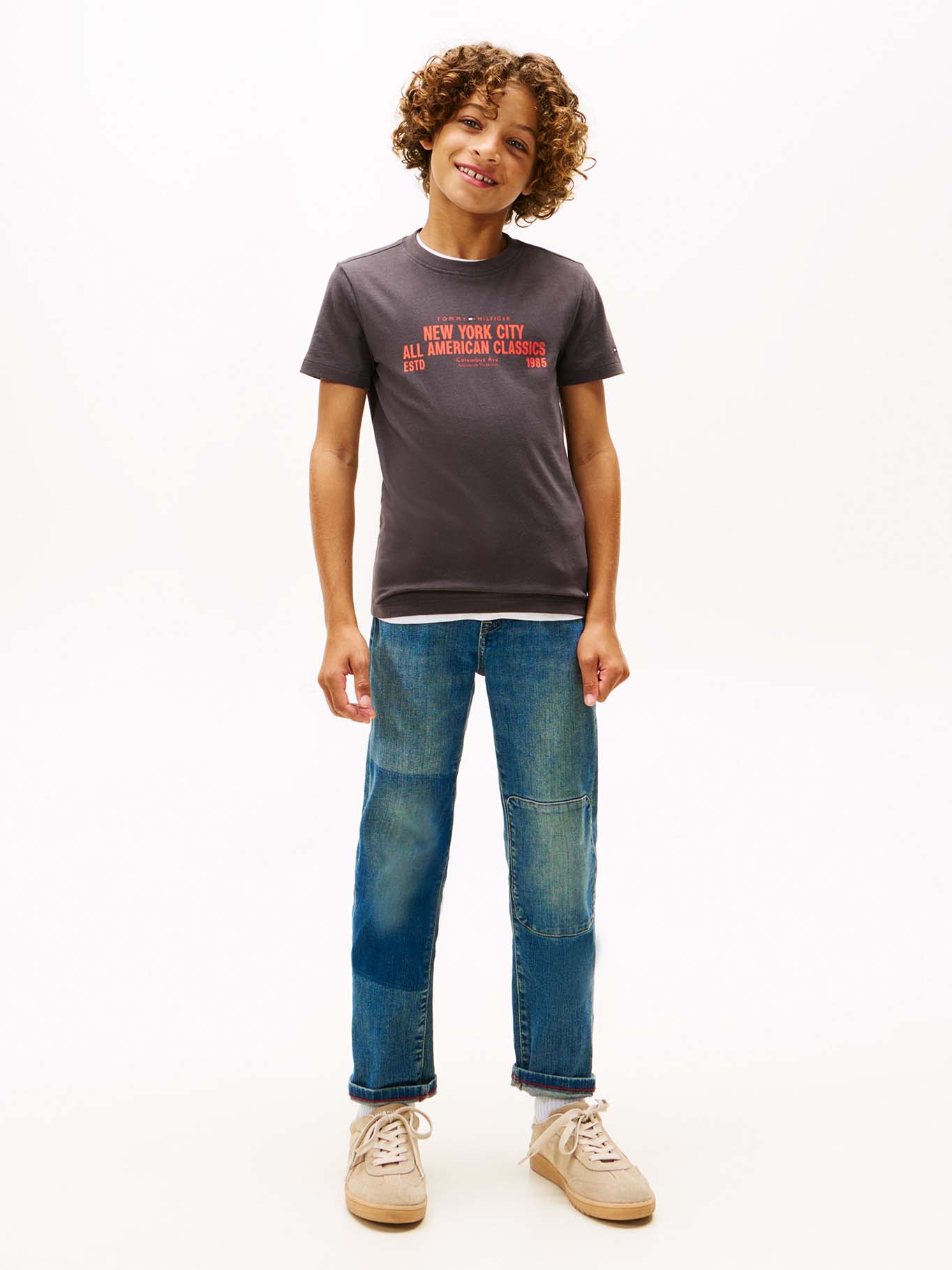 POLERA CON LOGO GRAFICO NYC - 2