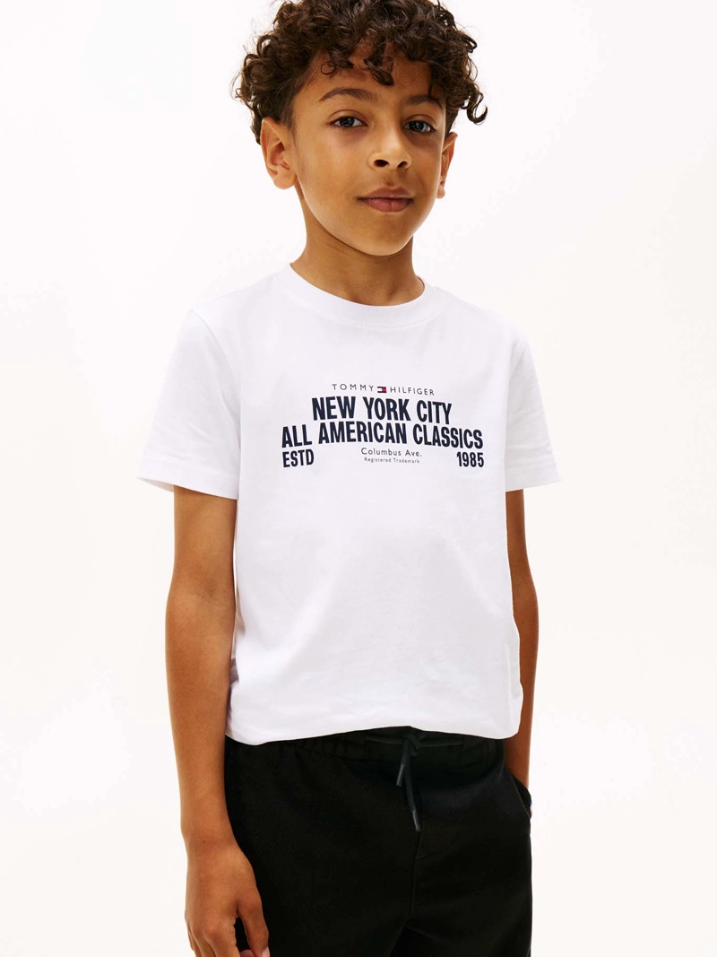 POLERA CON LOGO GRAFICO NYC - 1