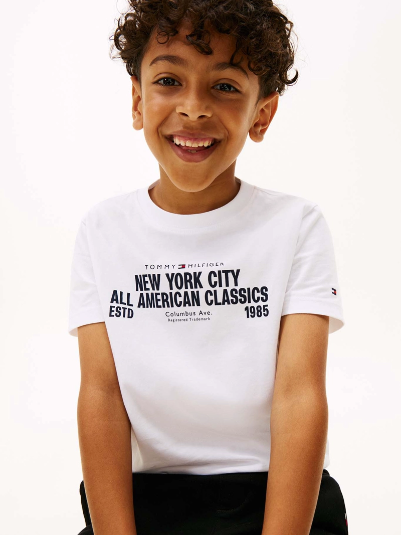 POLERA CON LOGO GRAFICO NYC - 4
