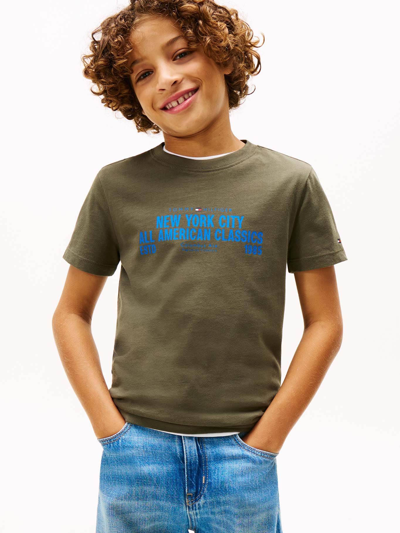 POLERA CON LOGO GRAFICO NYC - 1