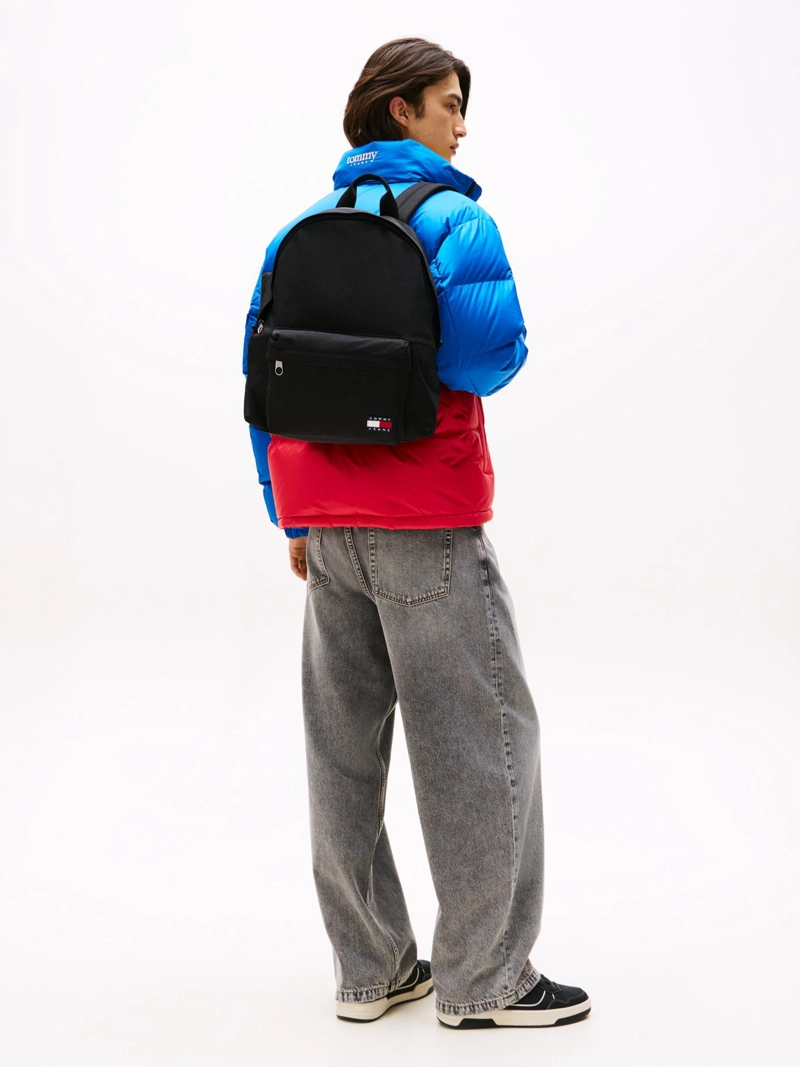 MOCHILA ESSENTIAL CON LOGO - 2
