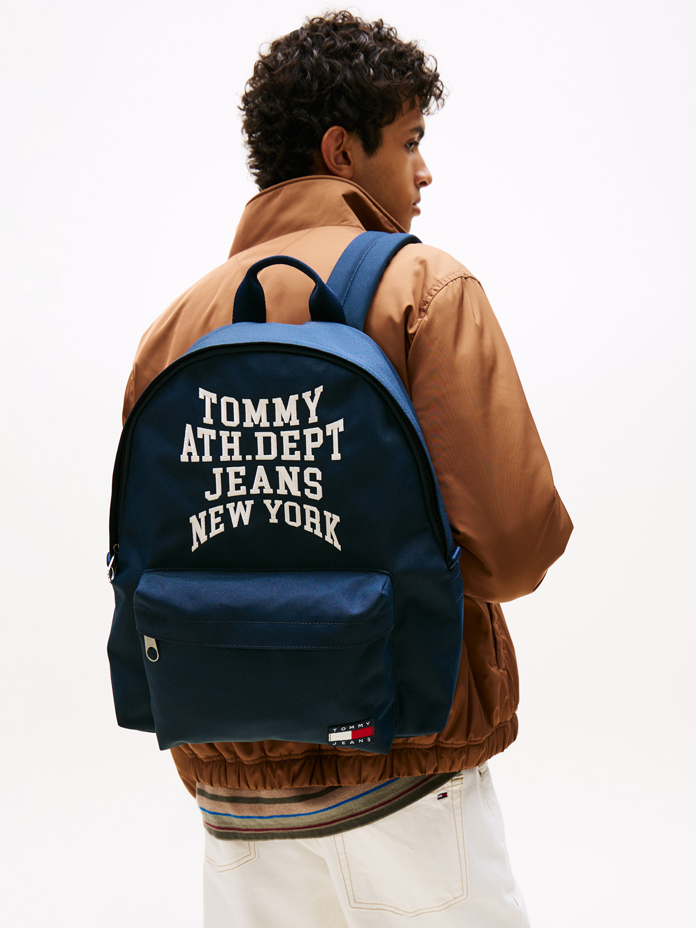 MOCHILA CON LOGO GRAFICO NY - 2