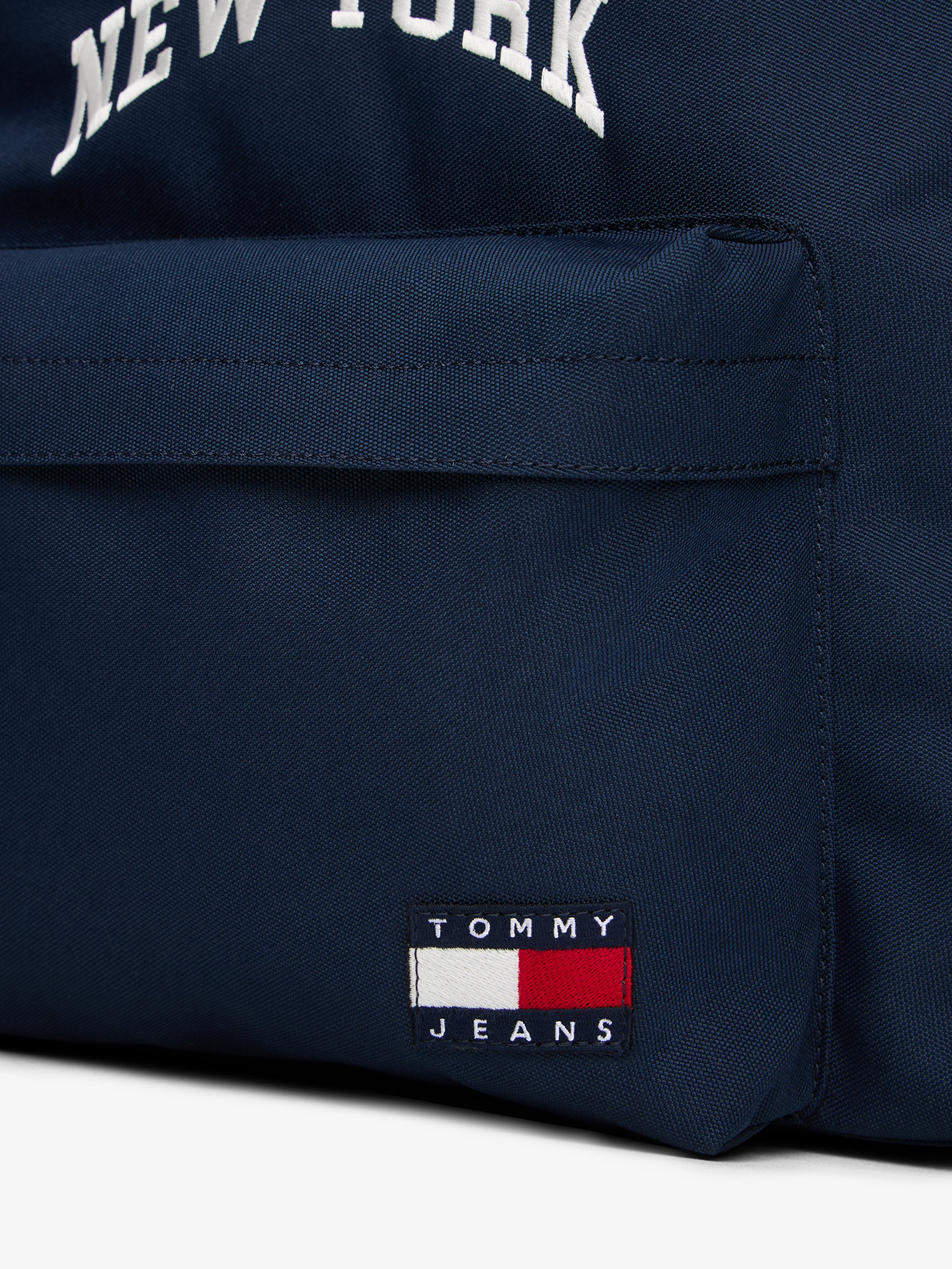 MOCHILA CON LOGO GRAFICO NY - 5