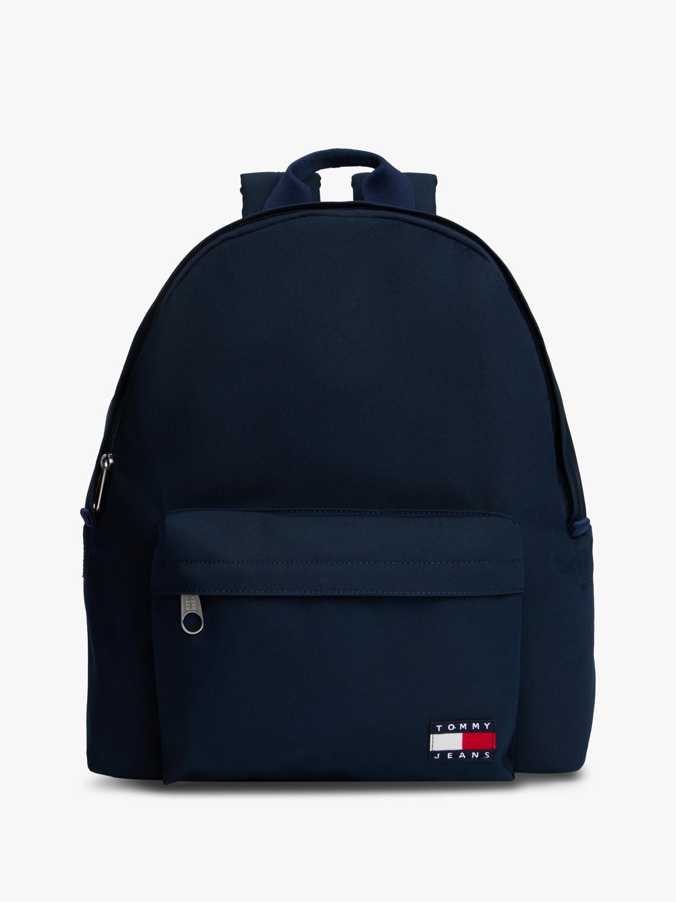 MOCHILA ESSENTIAL CON LOGO - 1