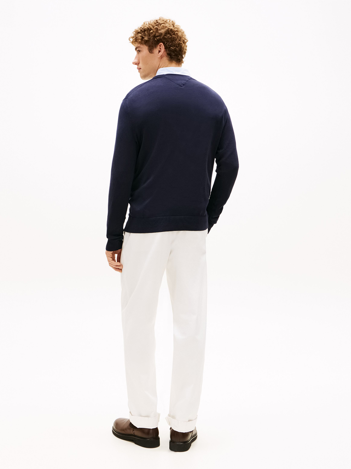 SWEATER ESSENTIAL CON CUELLO V - 3