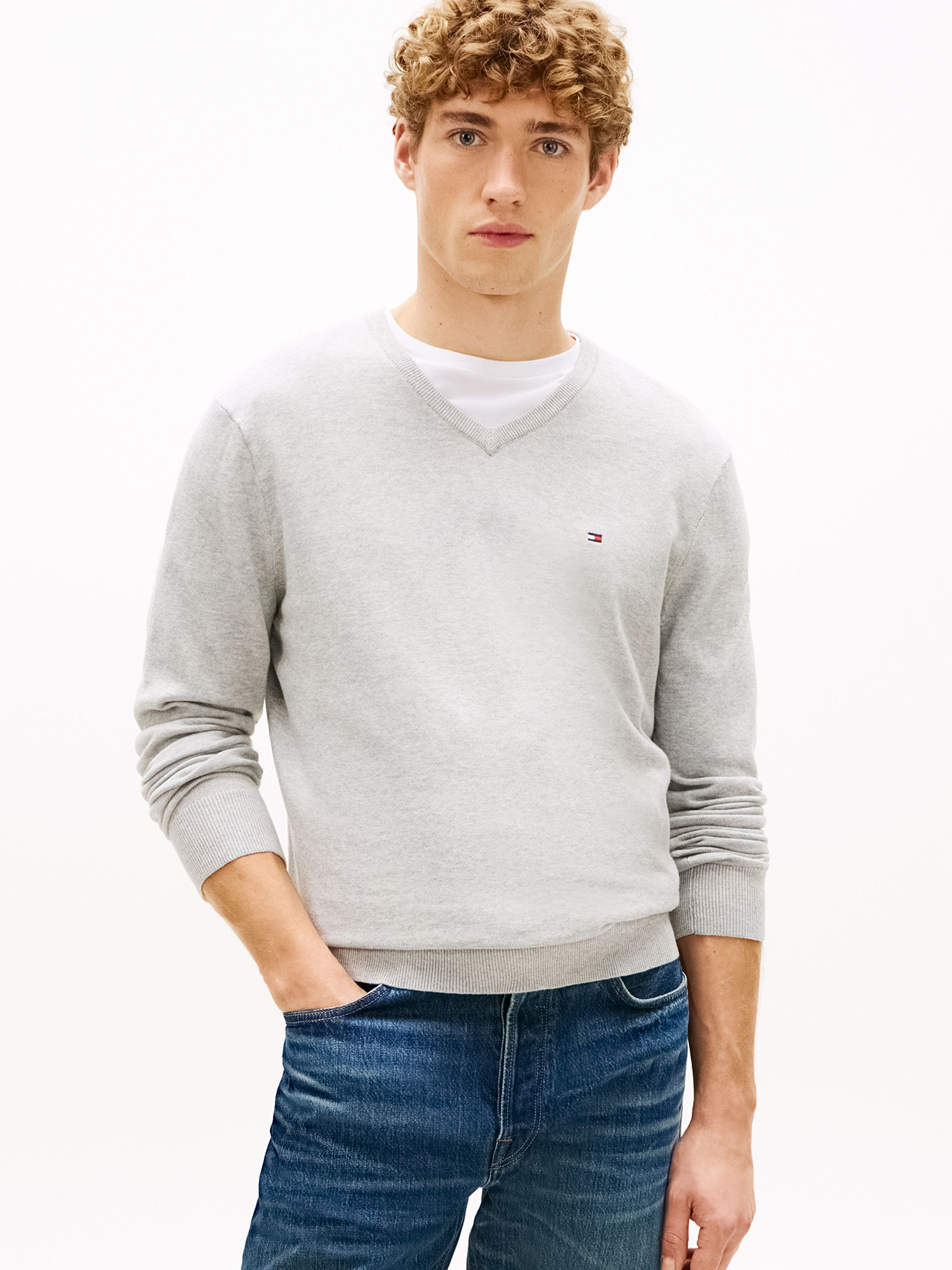 SWEATER ESSENTIAL CON CUELLO V - 1