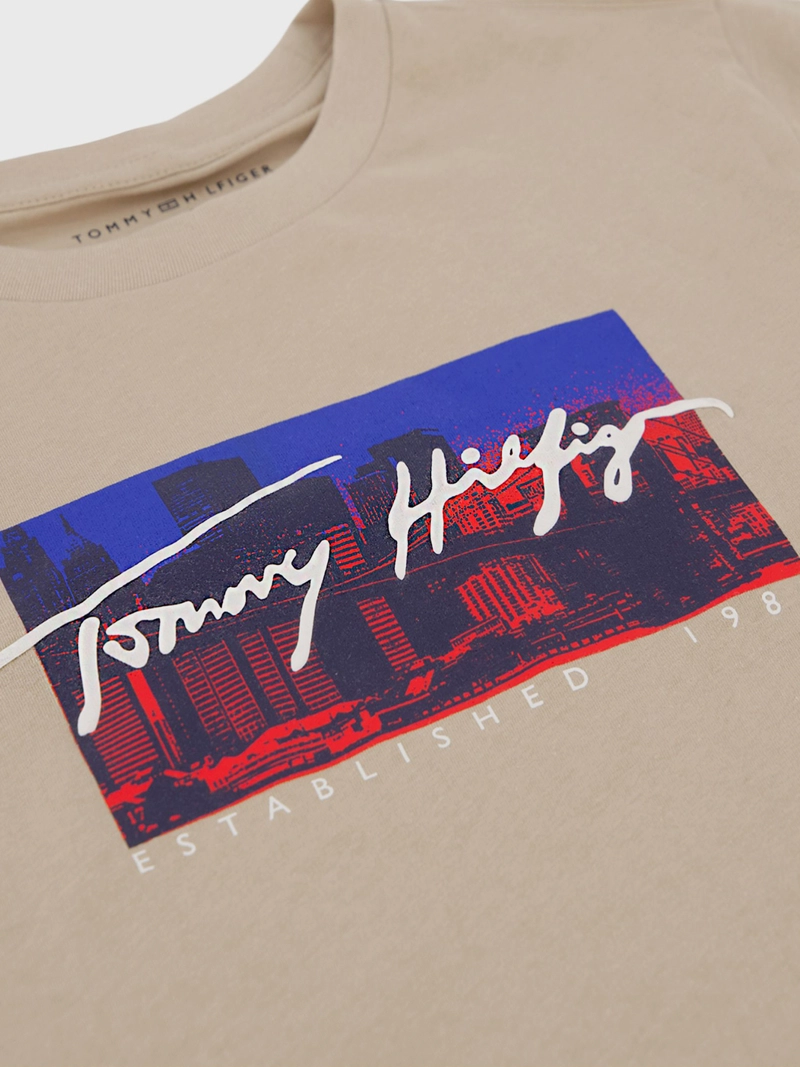 POLERA SKYLINE CON LOGO - 3
