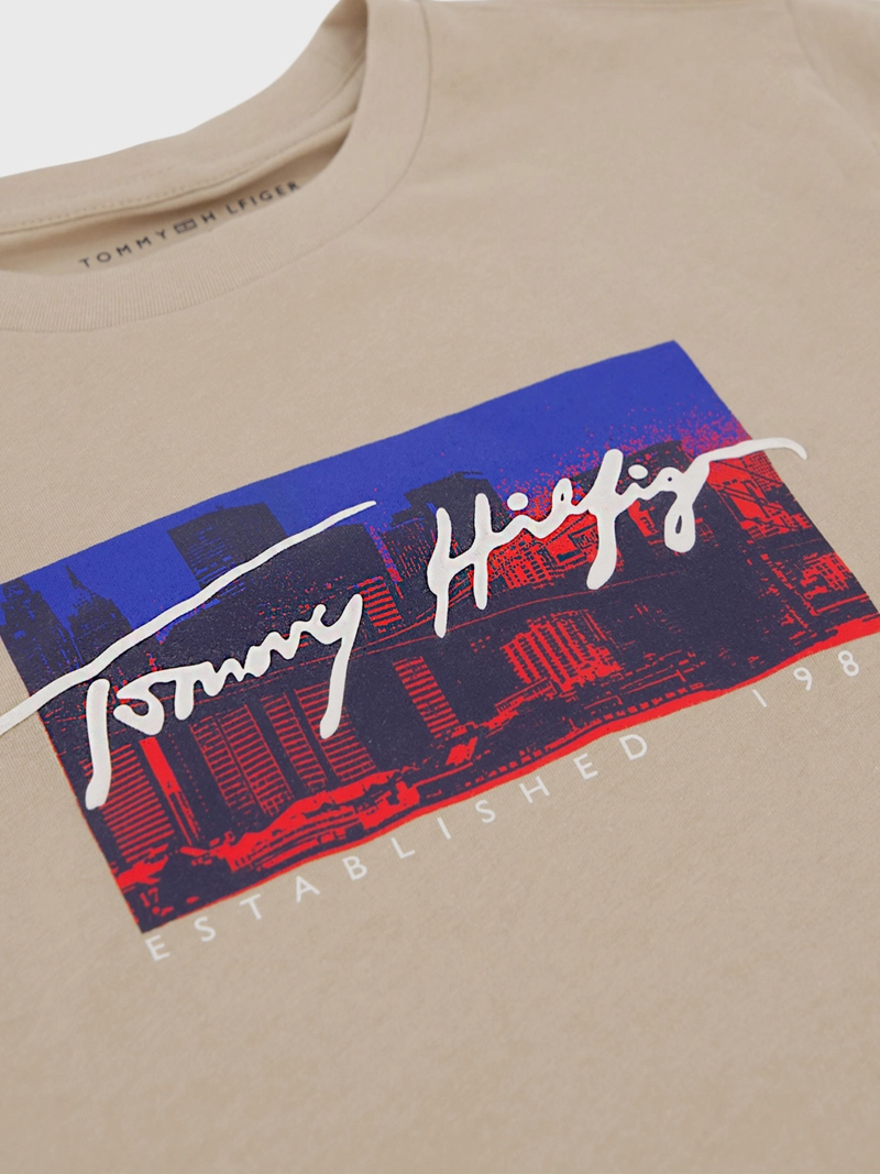 POLERA SKYLINE CON LOGO - 3