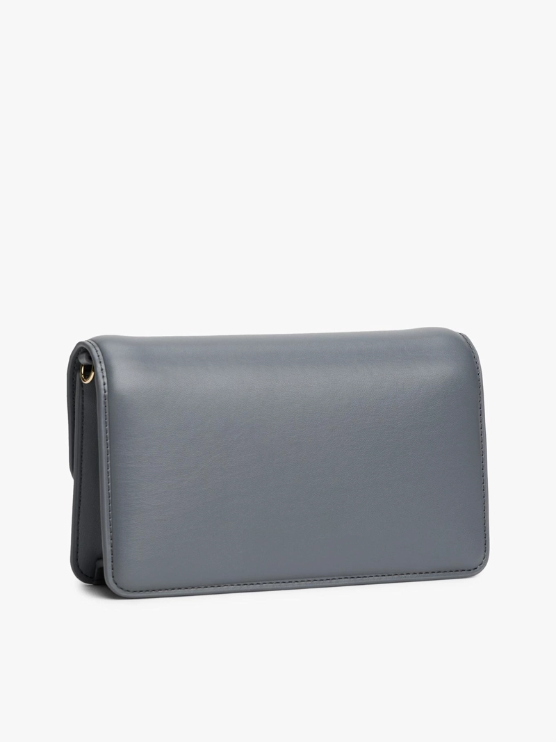 CARTERA HERITAGE CON MONOGRAMA TH - 3