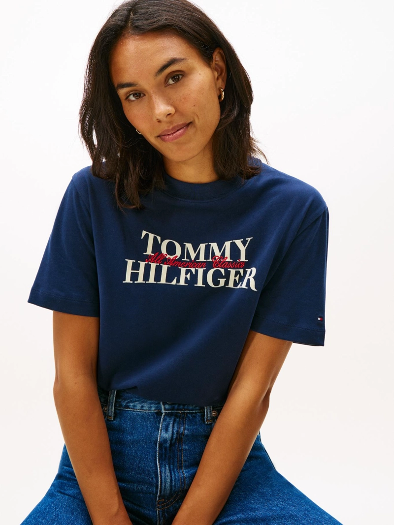 POLERA CON LOGO MODERNO RELAXED FIT - 4