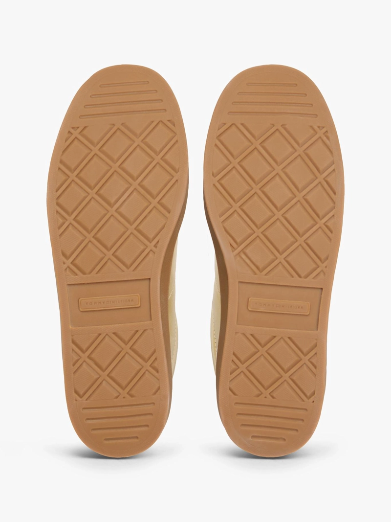 ZAPATILLAS CON DISEÑO METALICO - 5