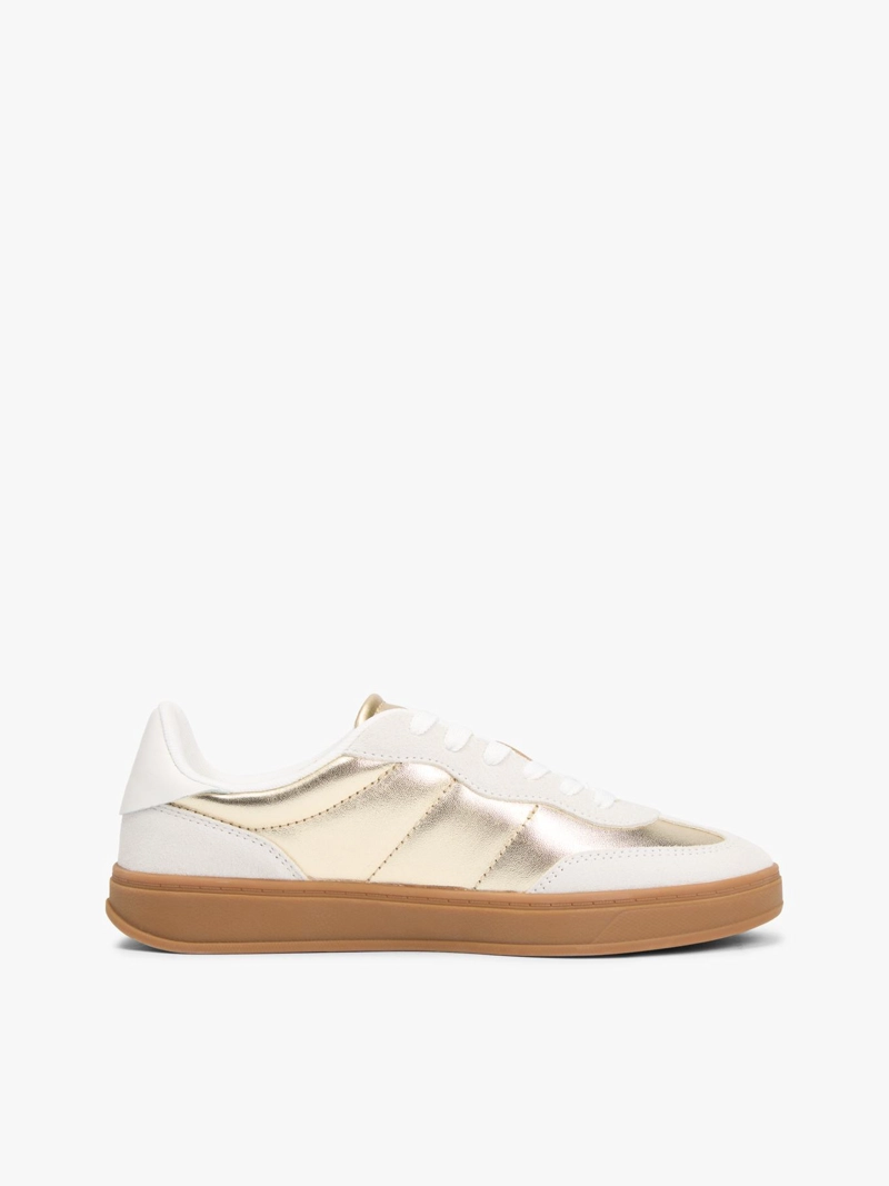 ZAPATILLAS CON DISEÑO METALICO - 6