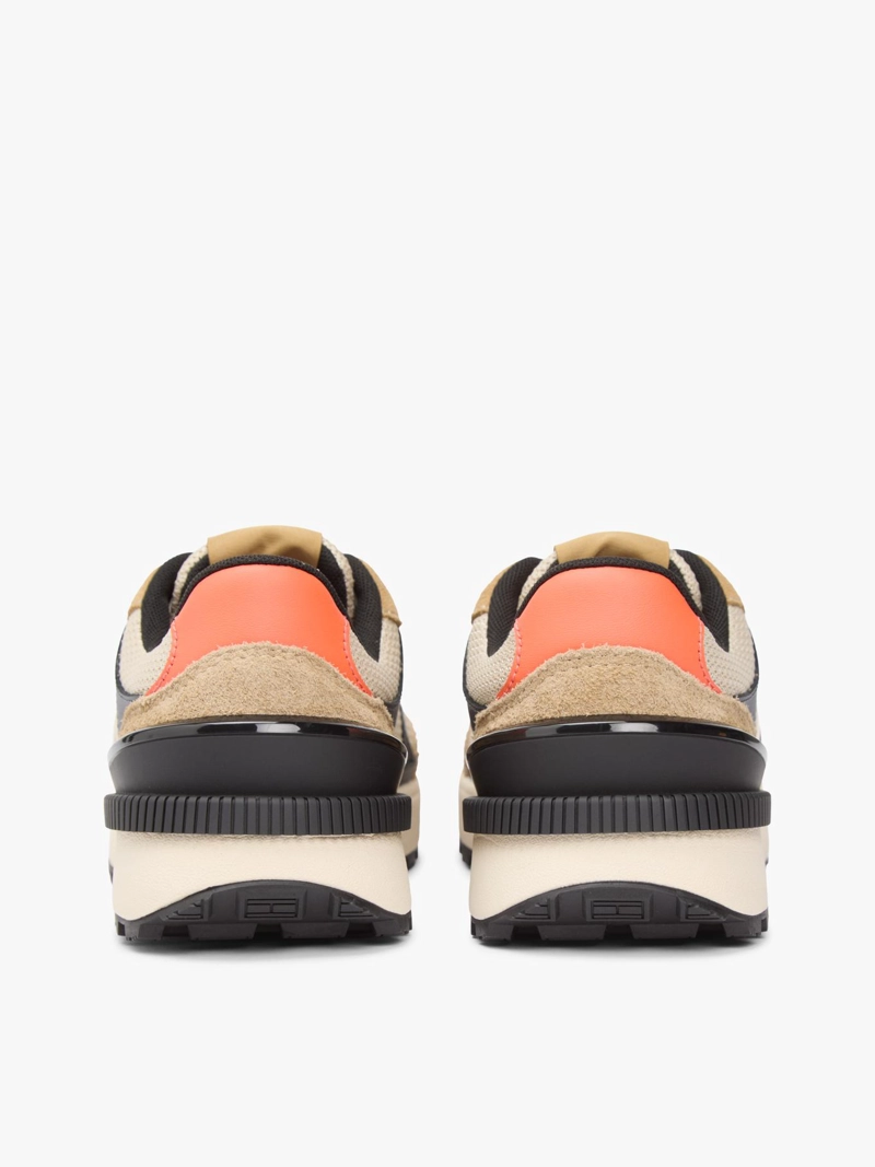 ZAPATILLAS CON SUELA DENTADA - 3