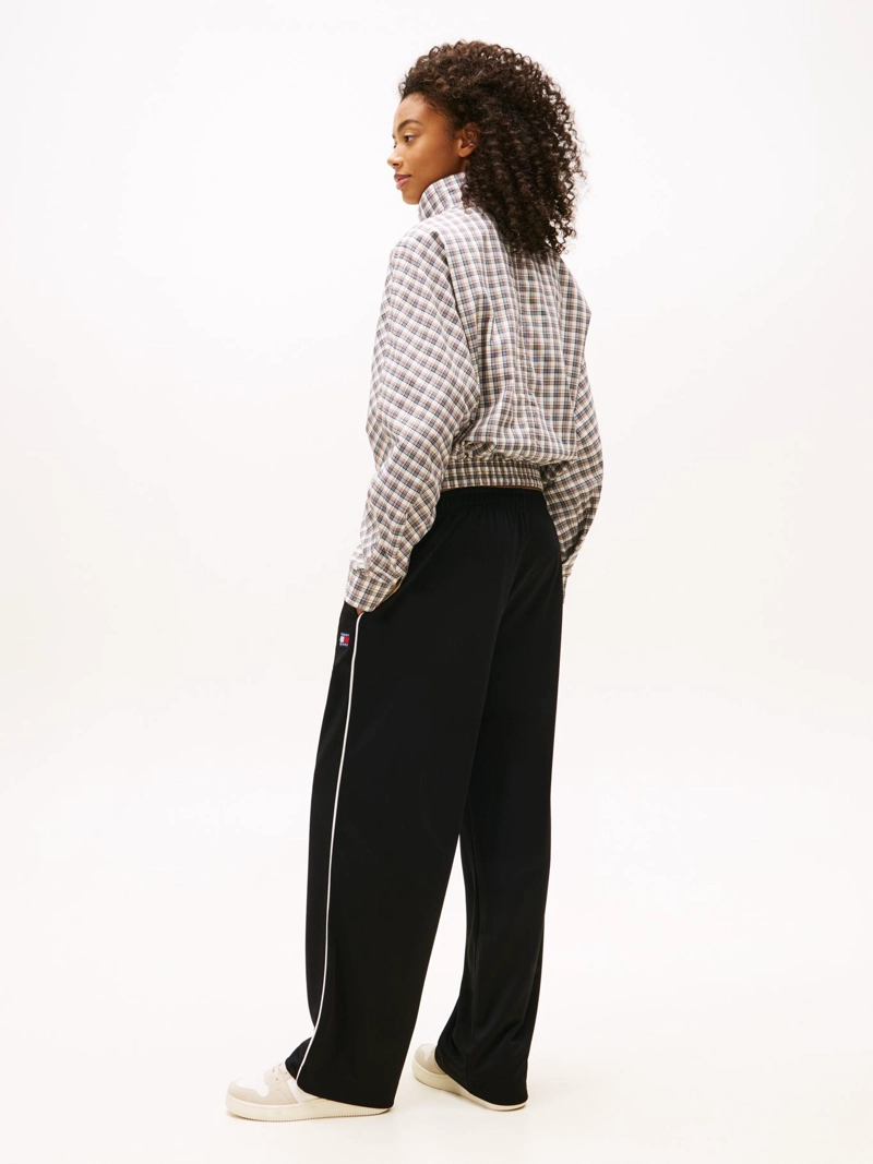 JOGGERS DE PUNTO CON PARCHE TOMMY - 4