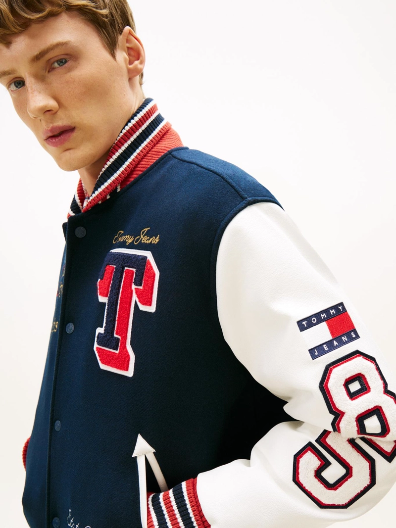 CHAQUETA VARSITY CON LOGO DE PARCHE - 5