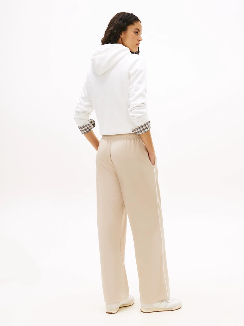 JOGGERS DE PUNTO CON PARCHE TOMMY - 4