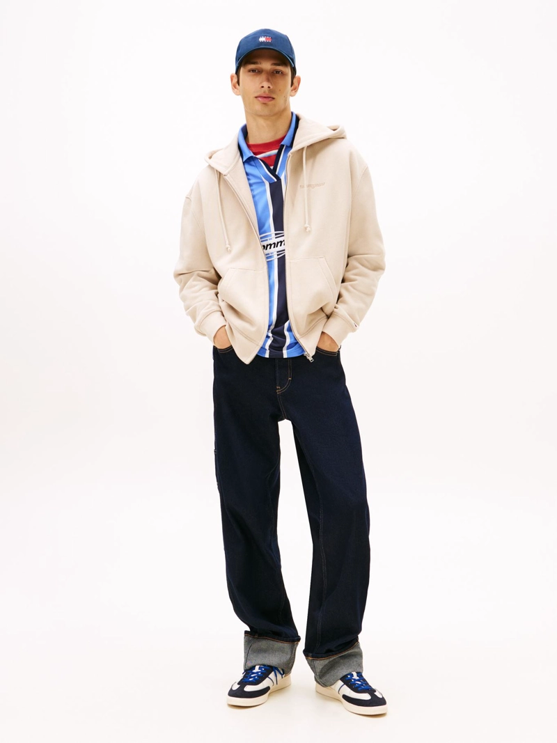 POLERON HOODIE CON CIERRE Y LOGO SCRIPT - 2