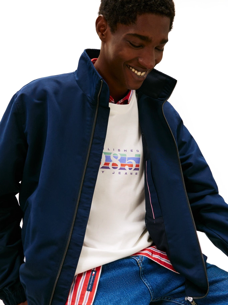 CHAQUETA ESSENTIAL CON LOGO - 5