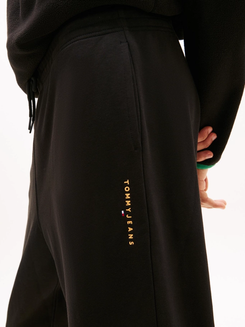 JOGGERS CON LOGO LINEAL - 5