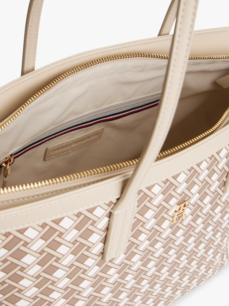 CARTERA IM LATAM CON LOGO - 5