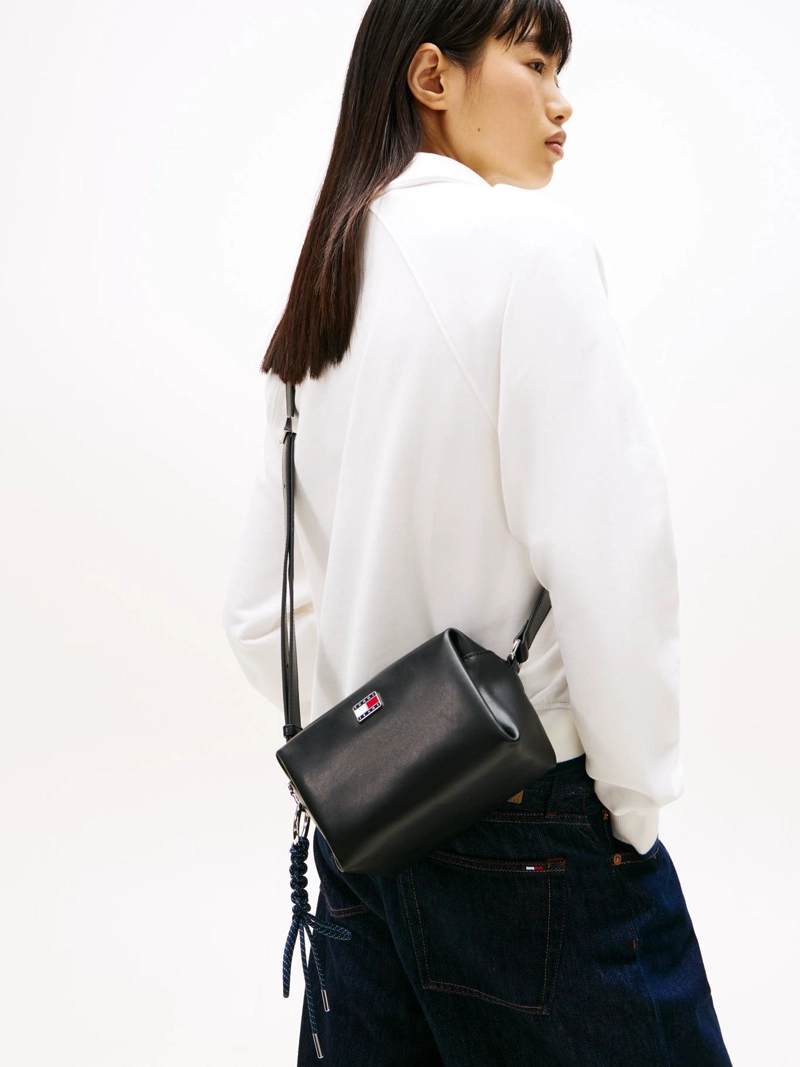 CARTERA CITY CHARM CON LOGO - 2