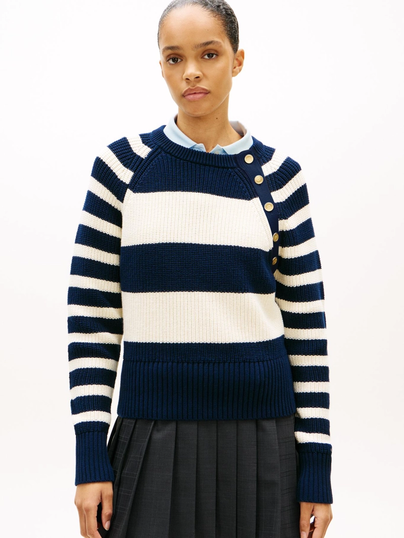 SWEATER CON BOTONES DORADOS - 1
