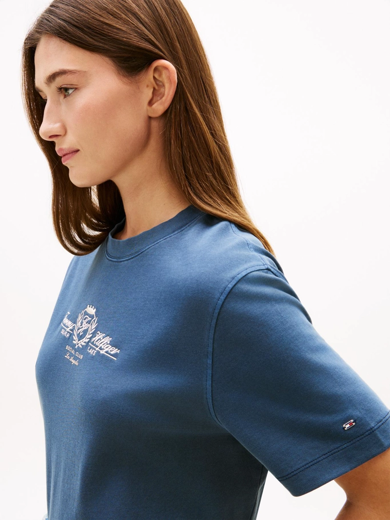 POLERA CON LOGO ESCUDO BORDADO RELAXED FIT - 4
