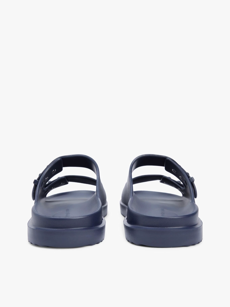 SANDALIAS CON HEBILLAS Y SUELA DENTADA - 4