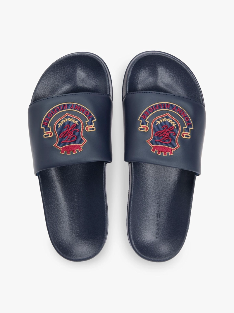 SANDALIAS CON LOGO DE ESCUDO - 3