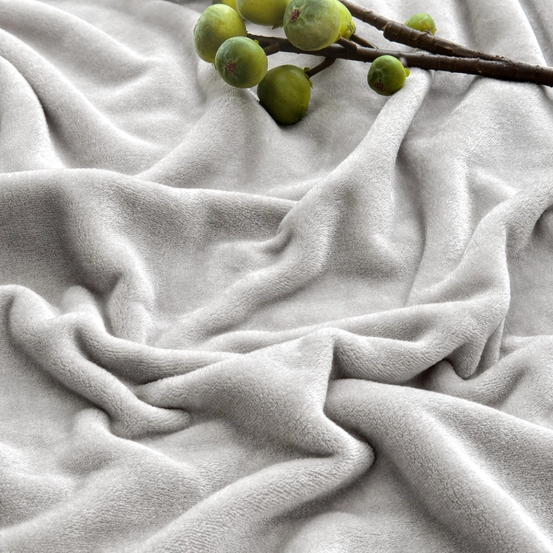 MANTA POLAR PLUSH GRIS CLARO 200X230 CM SUAVE PARA CAMA Y SOFA - 3