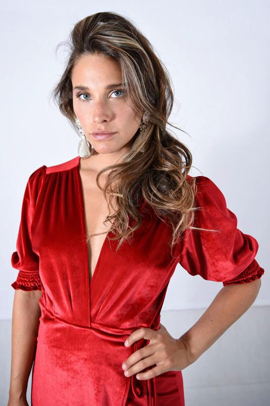 VESTIDO LARGO SEVILLA ROJO TERCIOPELO MANGA CORTA GLOBO MARIA PASKARO - 4