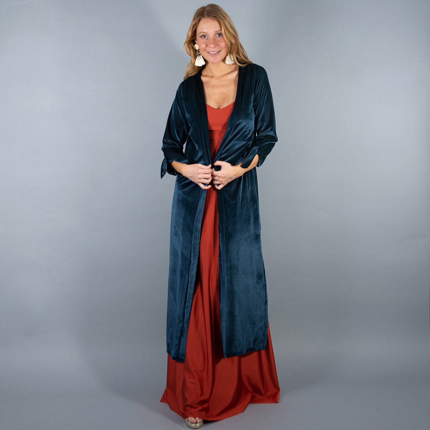 TAPADO KIMONO LARGO VERONA MORADO TERCIOPELO MARIA PASKARO - 1