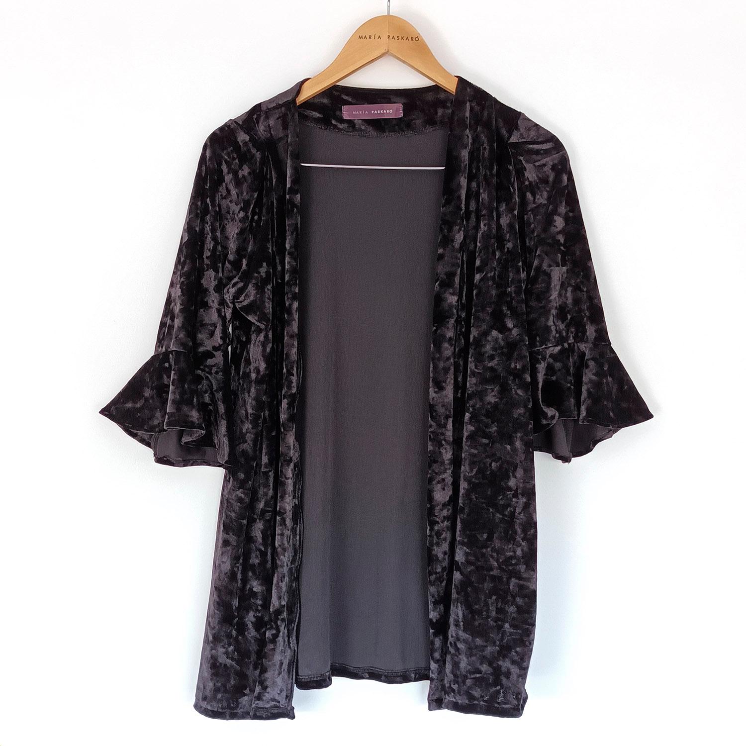 TAPADO KIMONO CORTO TURIN NEGRO TERCIOPELO JASPEADO MARIA PASKARO - 4