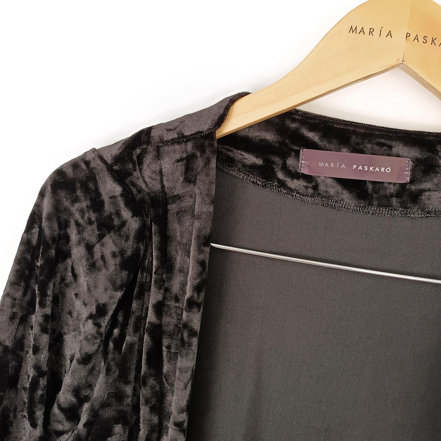 TAPADO KIMONO CORTO TURIN NEGRO TERCIOPELO JASPEADO MARIA PASKARO - 6