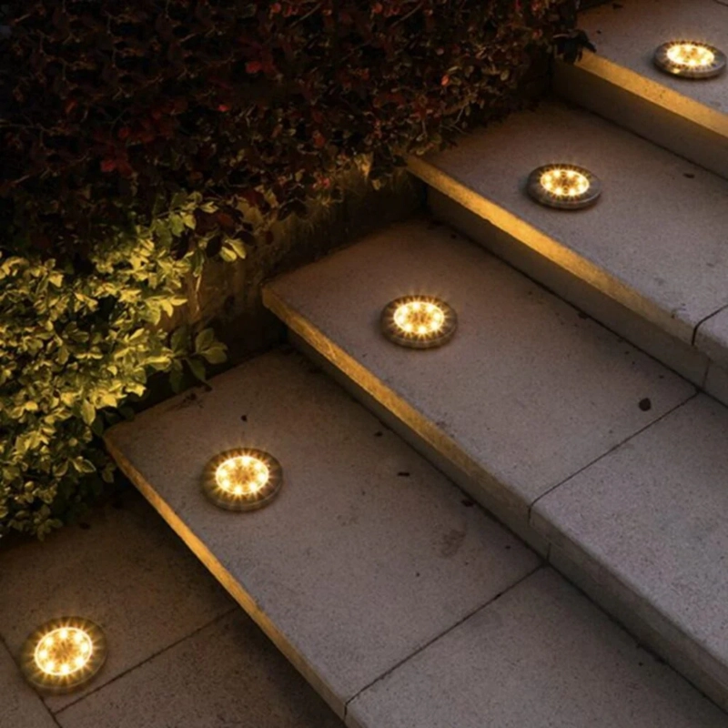 SET IMPORTADORA USA 4 FOCOS LED CARGA SOLAR PARA JARDÍN CON ESTACA - 7