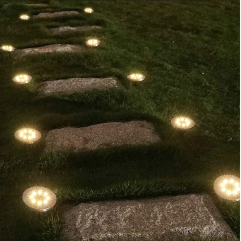 SET IMPORTADORA USA 4 FOCOS LED CARGA SOLAR PARA JARDÍN CON ESTACA - 8