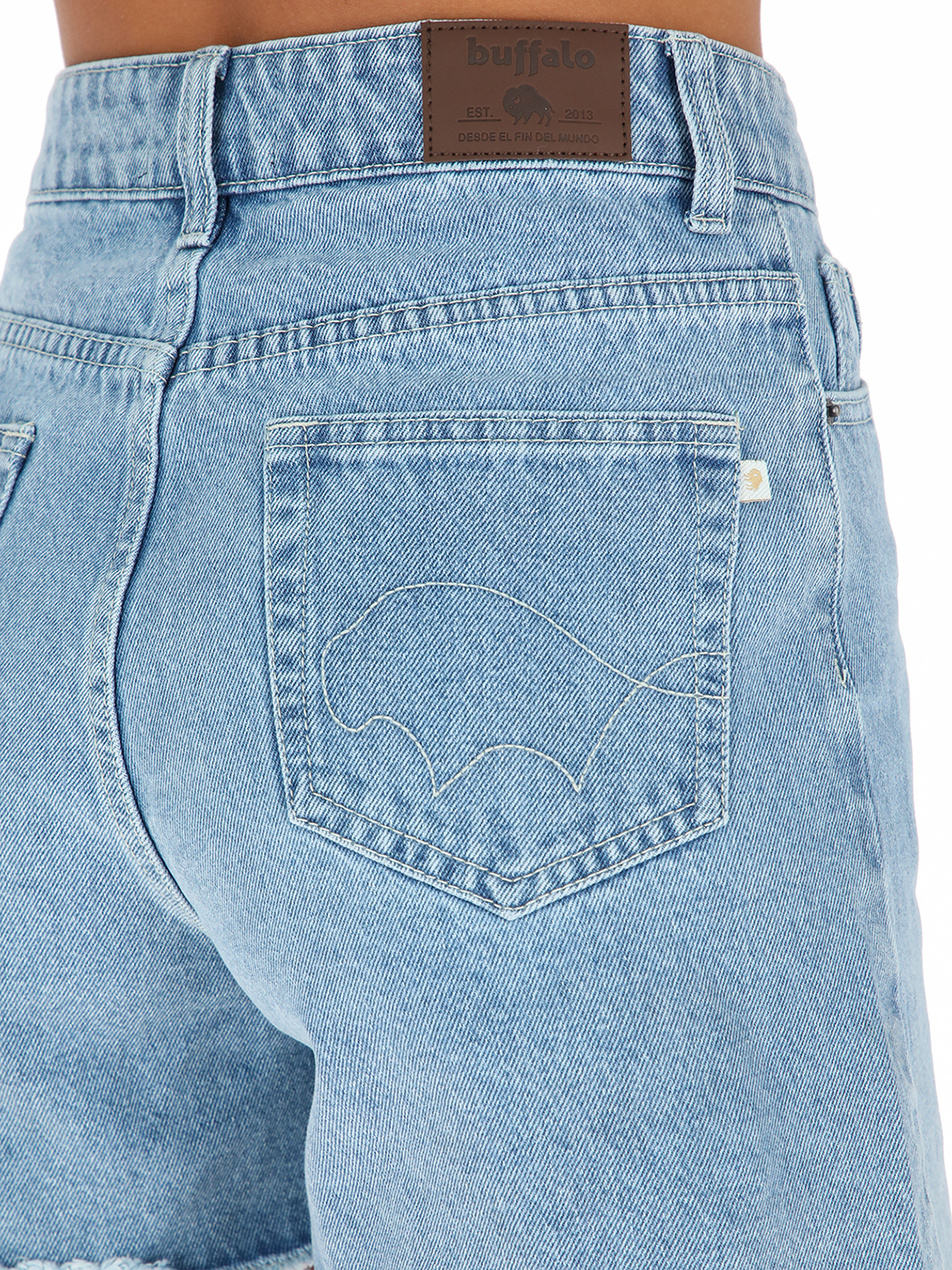 SHORT SUMMA CELESTE MUJER BUFFALO - 4