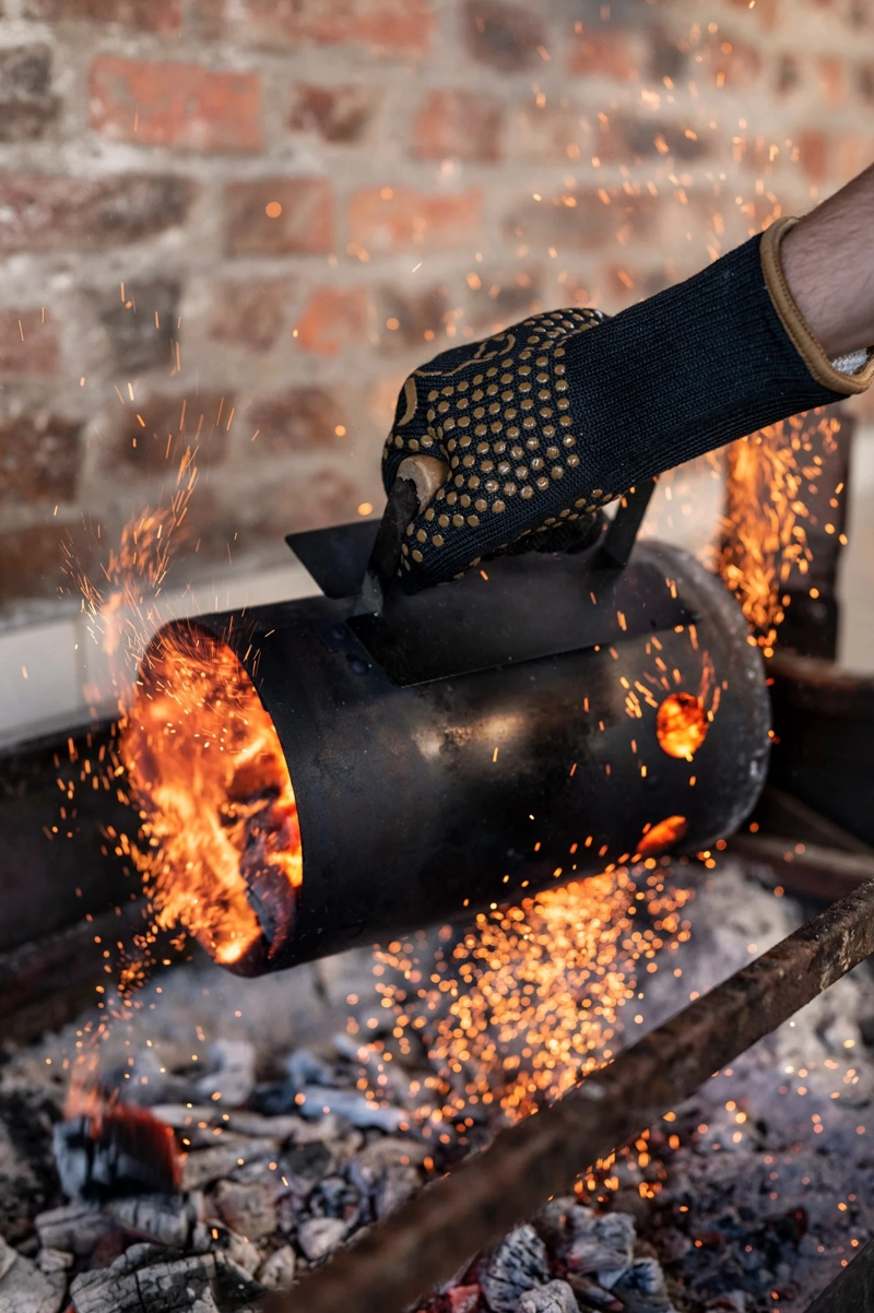 CHIMENEA DE ACERO INICIADOR FUEGO CARBON RAPIDO PARRILLA WAYU - 3