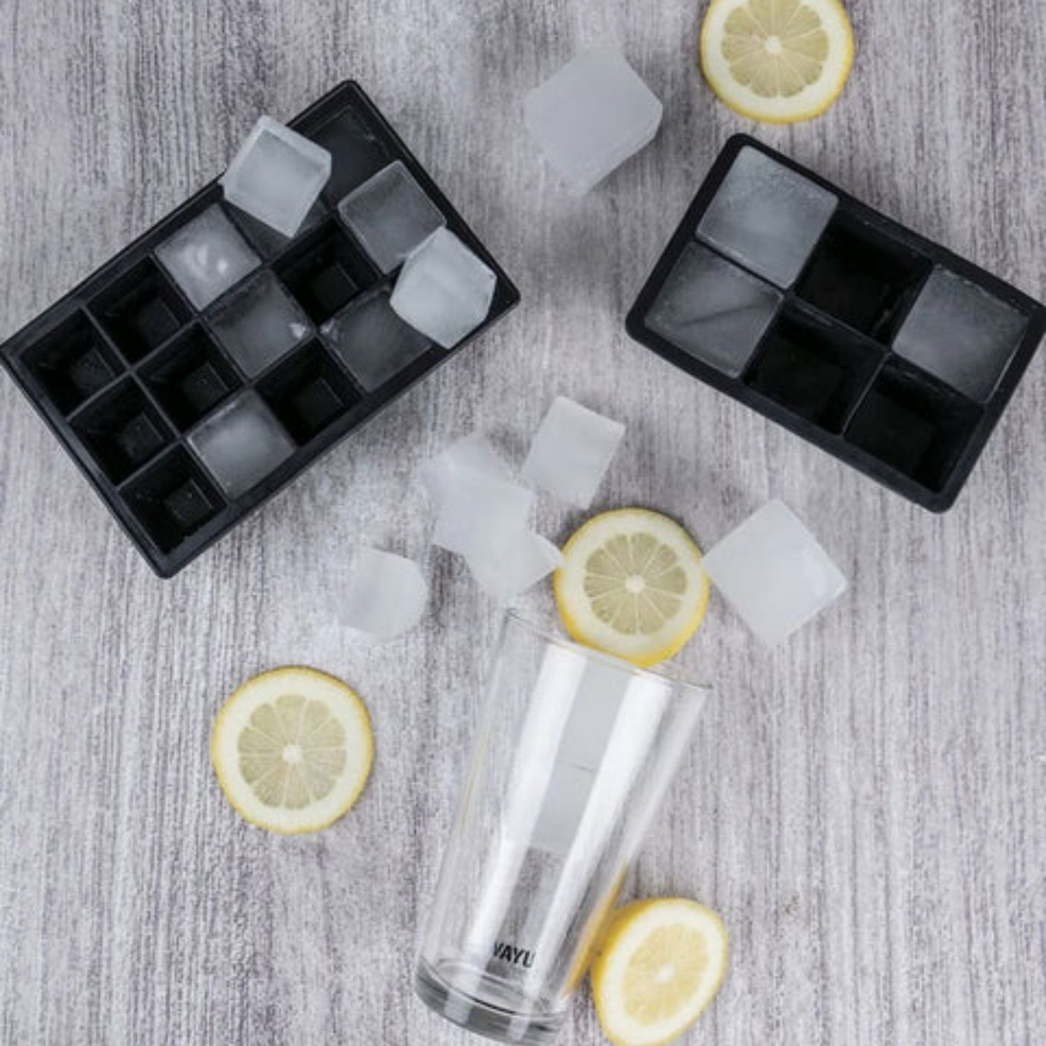 CUBETA DE HIELO MOLDE SILICONA WAYU PEQUEÑA PARA 15 CUBOS - 1