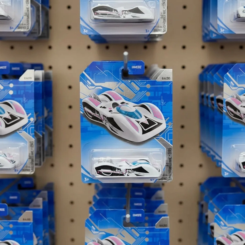 HOT WHEELS SILVER SERIES 2/5 GROUND FX GWEN MARVEL - 6